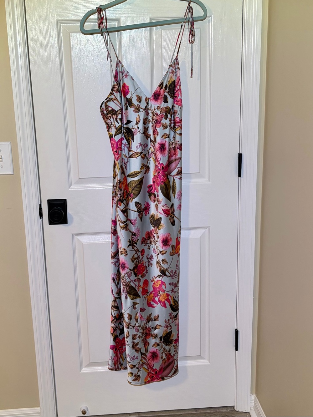 Like New Victoria's Secret Pink Floral Print Ling Slip Dress / Nightgown. Large